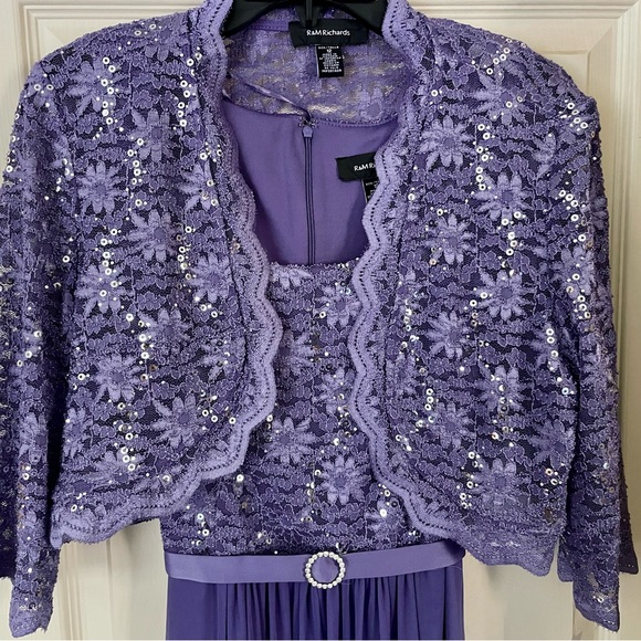 Macy’s Formal Dress - R&M Richard’s - Size 12 - NWT - never worn! - Picture 4 of 4